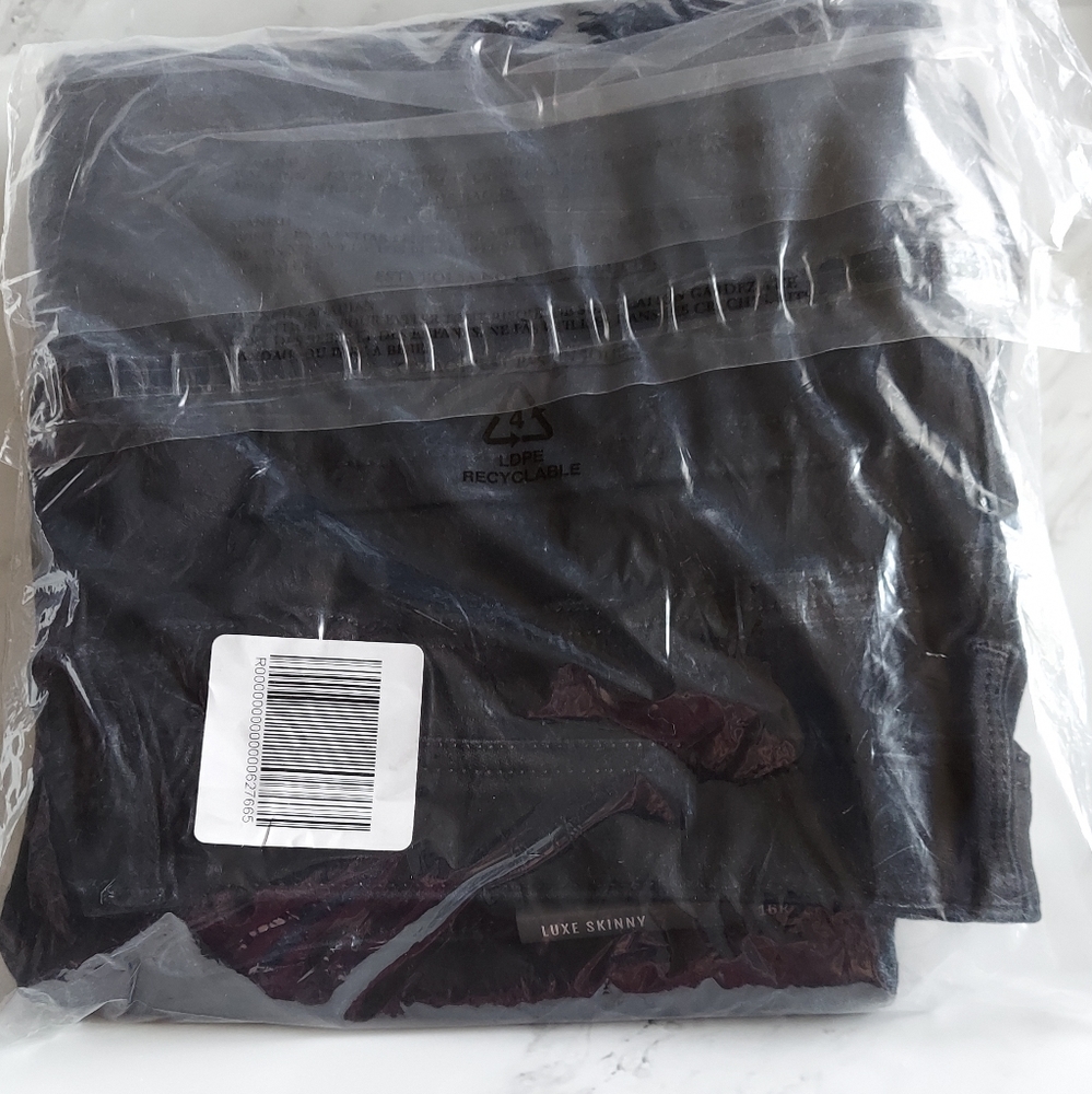 *Brand New* Torrid Luxe Skinny Jeans Size 16 - Picture 9 of 9